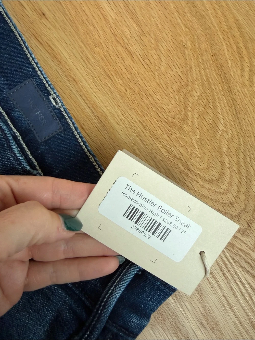 New MOTHER The Hustler Roller Sneak Jean - size 25